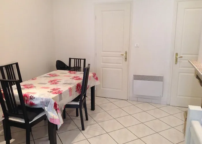 Proche Apartament